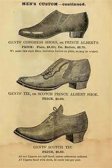 Low-Heeled Shoes