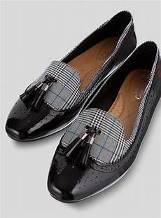 Sole Comfort Shoes